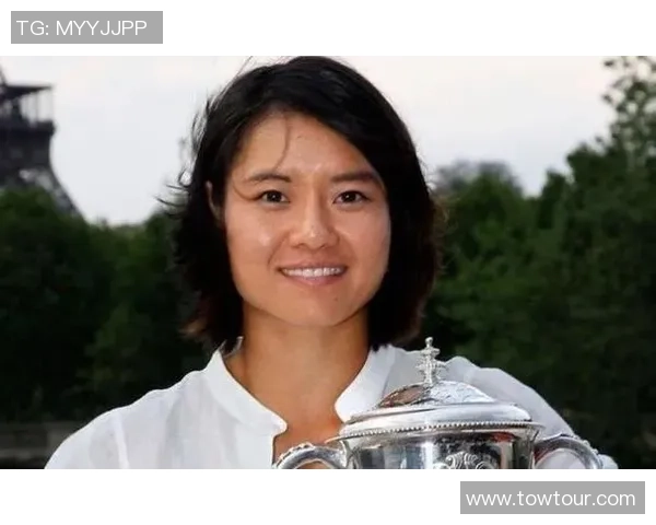 李娜专访：从羽毛球新星到世界冠军的辉煌旅程回顾